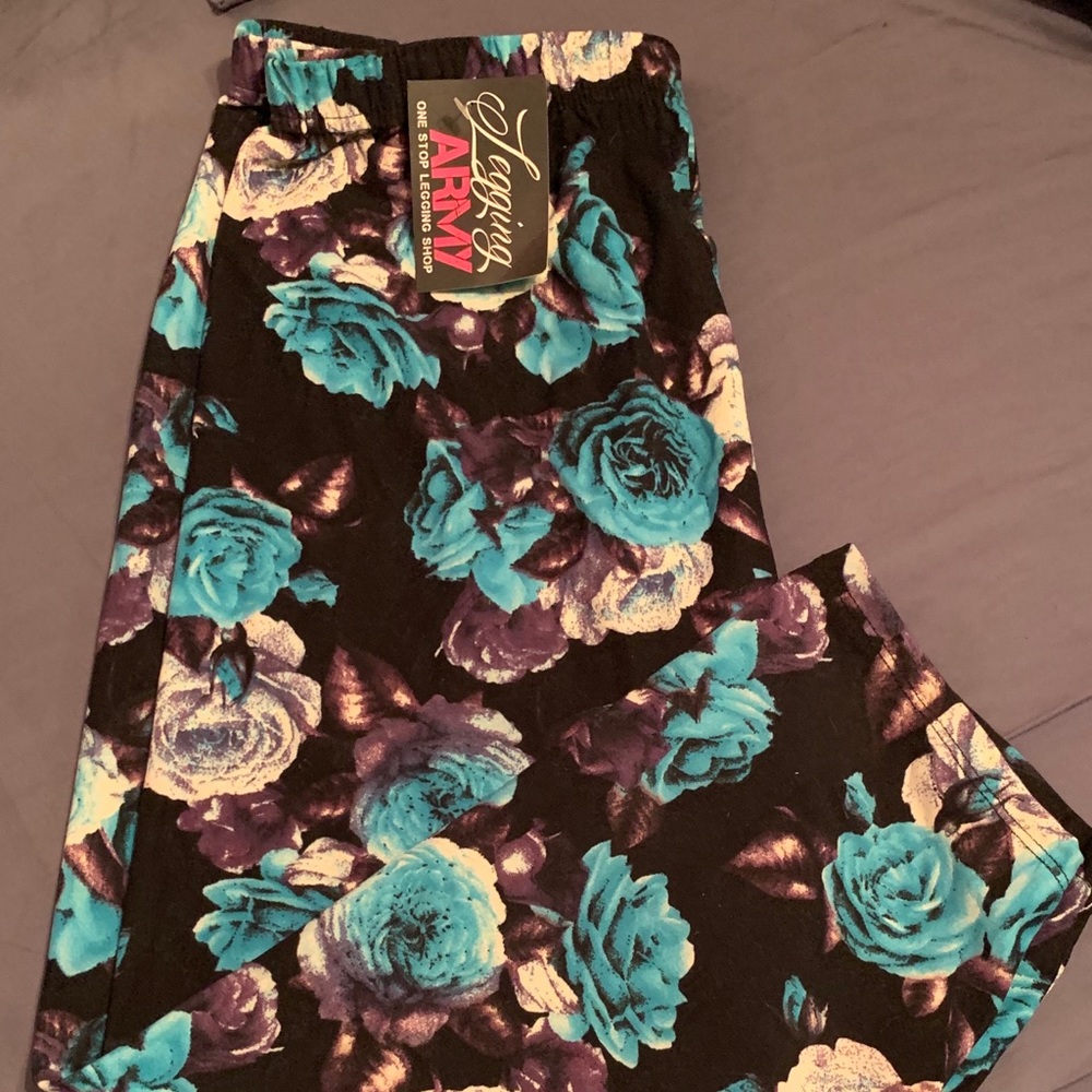 Legging Army plus size Capri leggings Blue Flowers